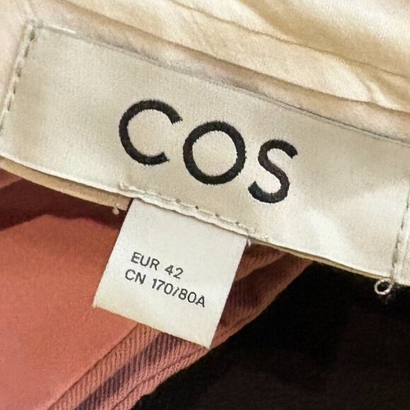 COS Wide Leg Pleated Wool Trouser pants in Dusty Pink - Picture 5 of 6